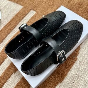& Other Stories Mary - Jane Ballet Flats Perforated black leather Size 8